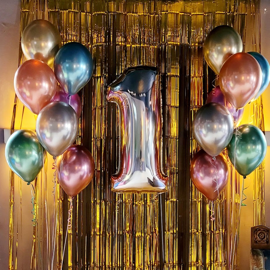Balony na roczek pompowane helem Dostawa